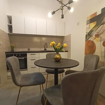 Zoja Apartment *